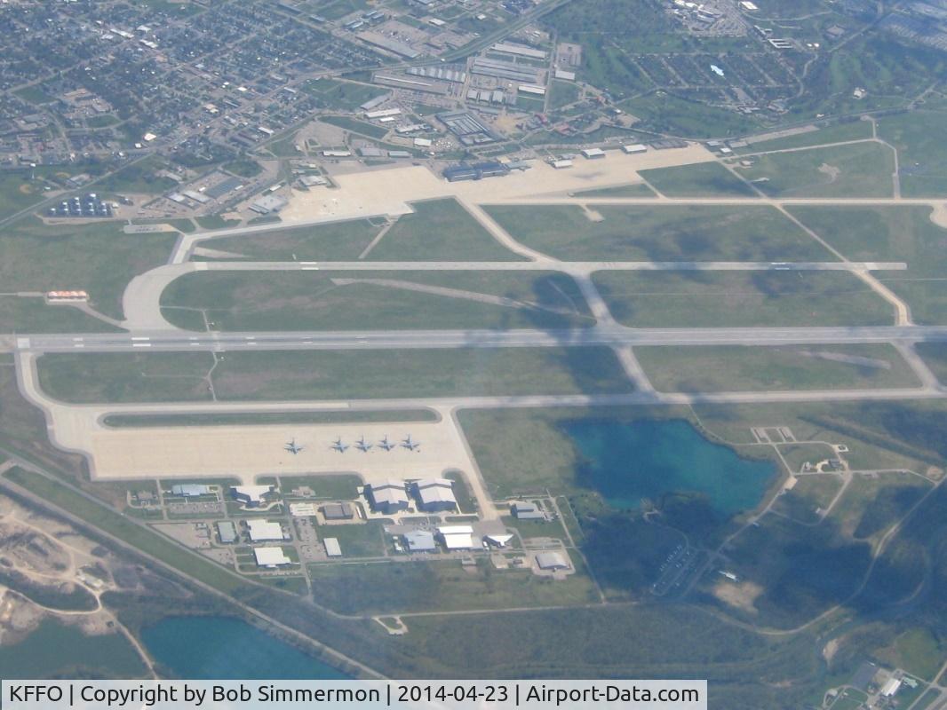 Wright-patterson Afb Airport (FFO) - Overflying at 10,000 ft.