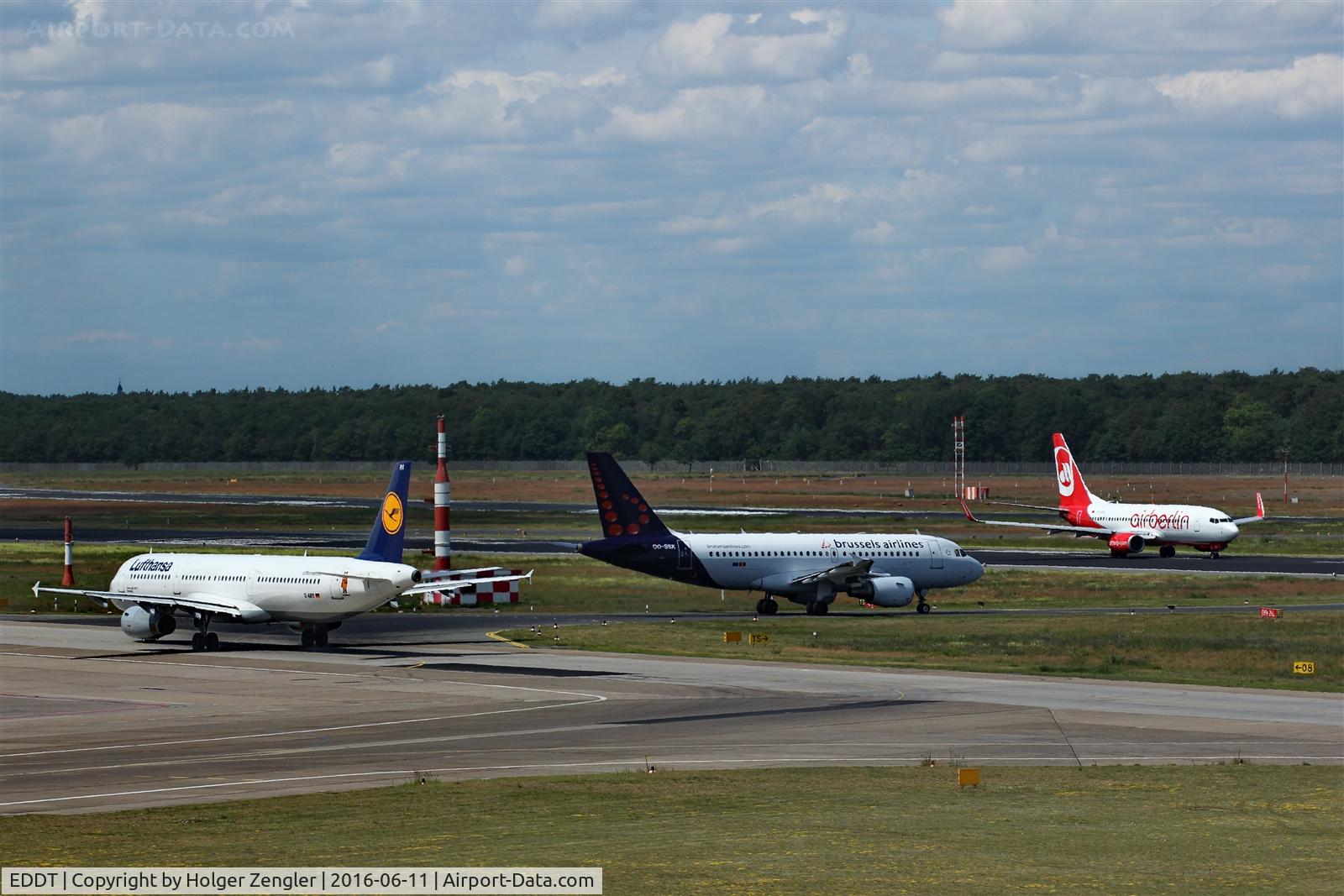 Tegel International Airport (closing in 2011), Berlin Germany (EDDT) - TXL waving good bye tour no.4 since 2011