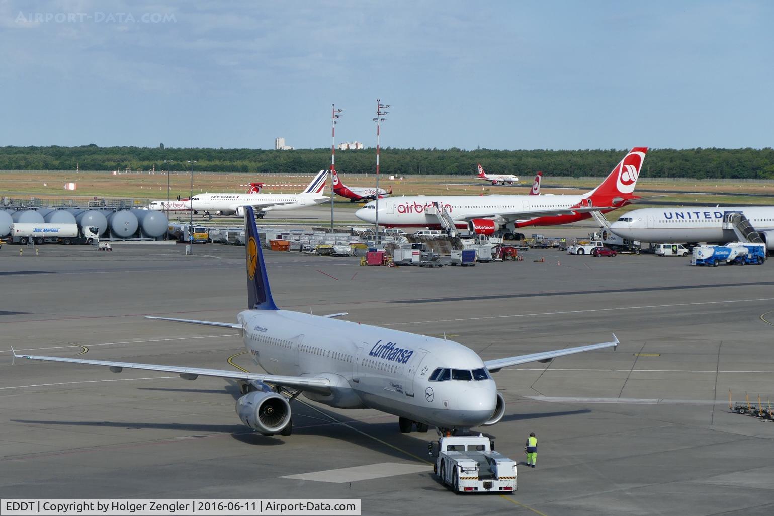 Tegel International Airport (closing in 2011), Berlin Germany (EDDT) - TXL waving good bye tour no.4 since 2011