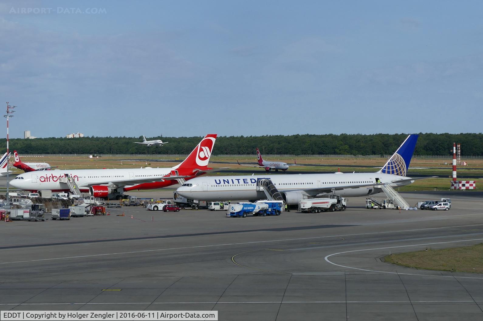 Tegel International Airport (closing in 2011), Berlin Germany (EDDT) - TXL waving good bye tour no.4 since 2011