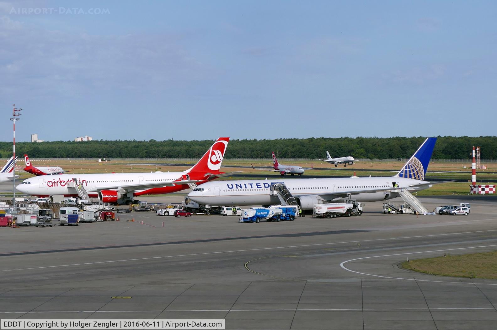 Tegel International Airport (closing in 2011), Berlin Germany (EDDT) - TXL waving good bye tour no.4 since 2011