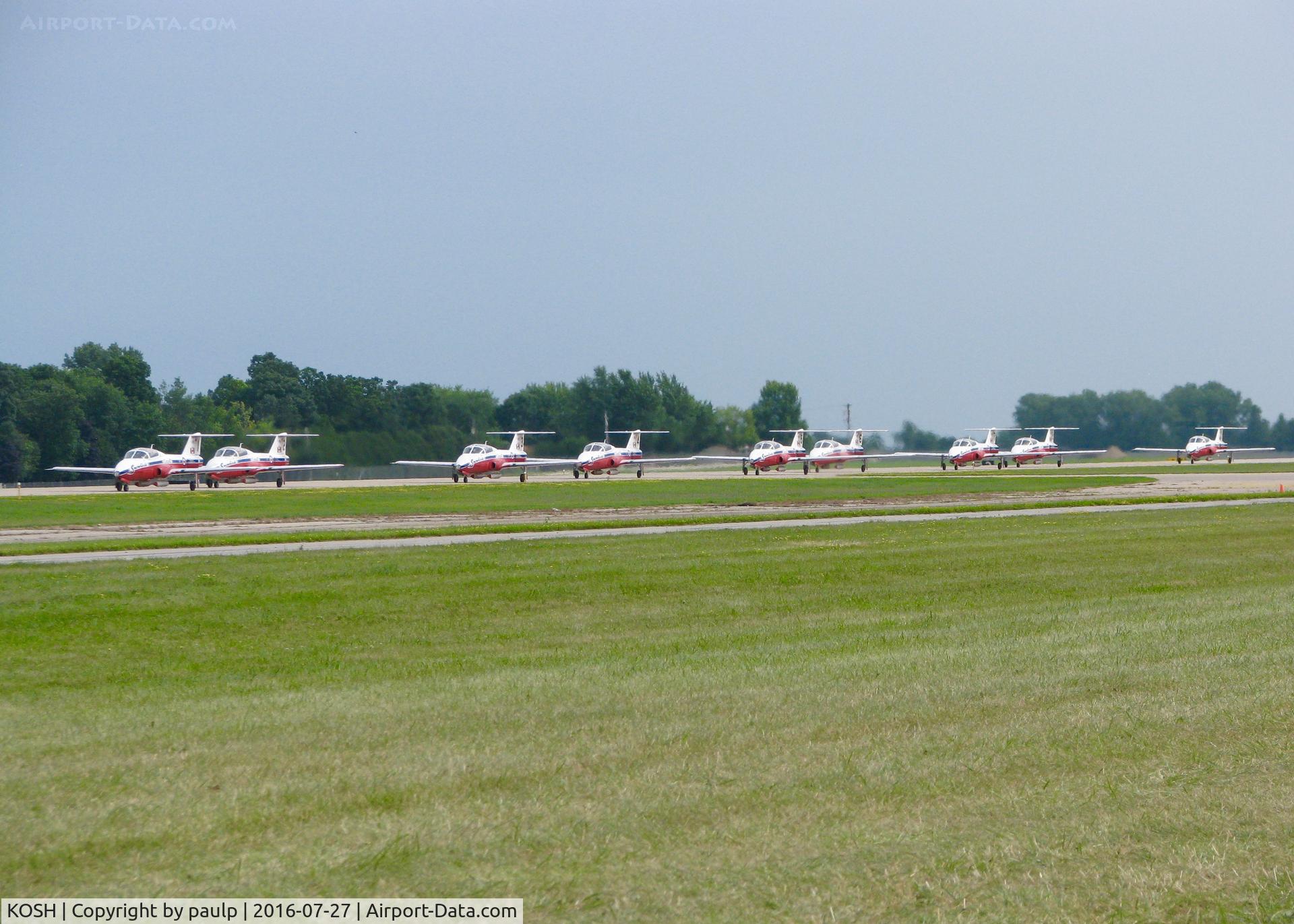Wittman Regional Airport (OSH) - AirVenture 2016.