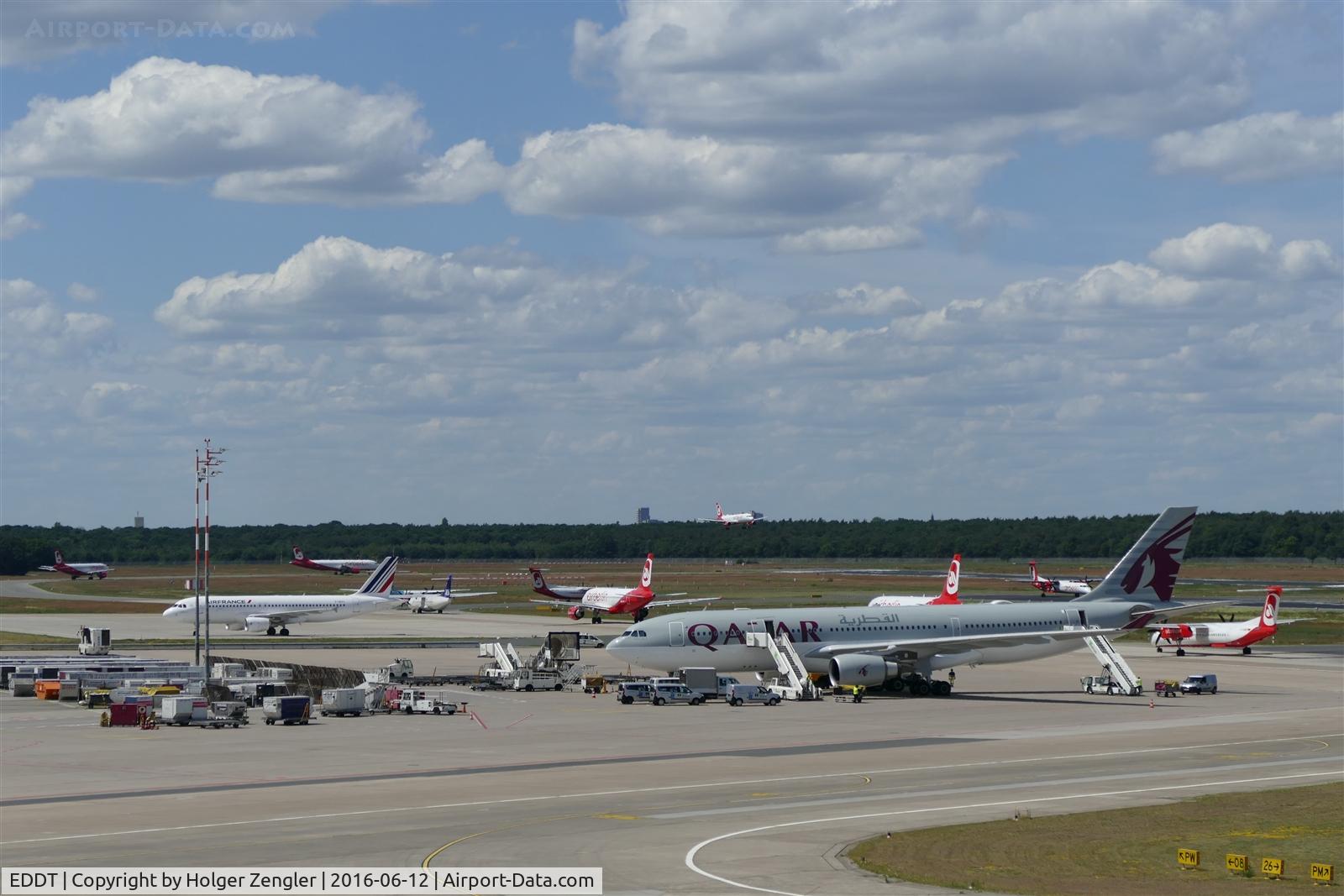 Tegel International Airport (closing in 2011), Berlin Germany (EDDT) - TXL waving good bye tour no.4 since 2011
