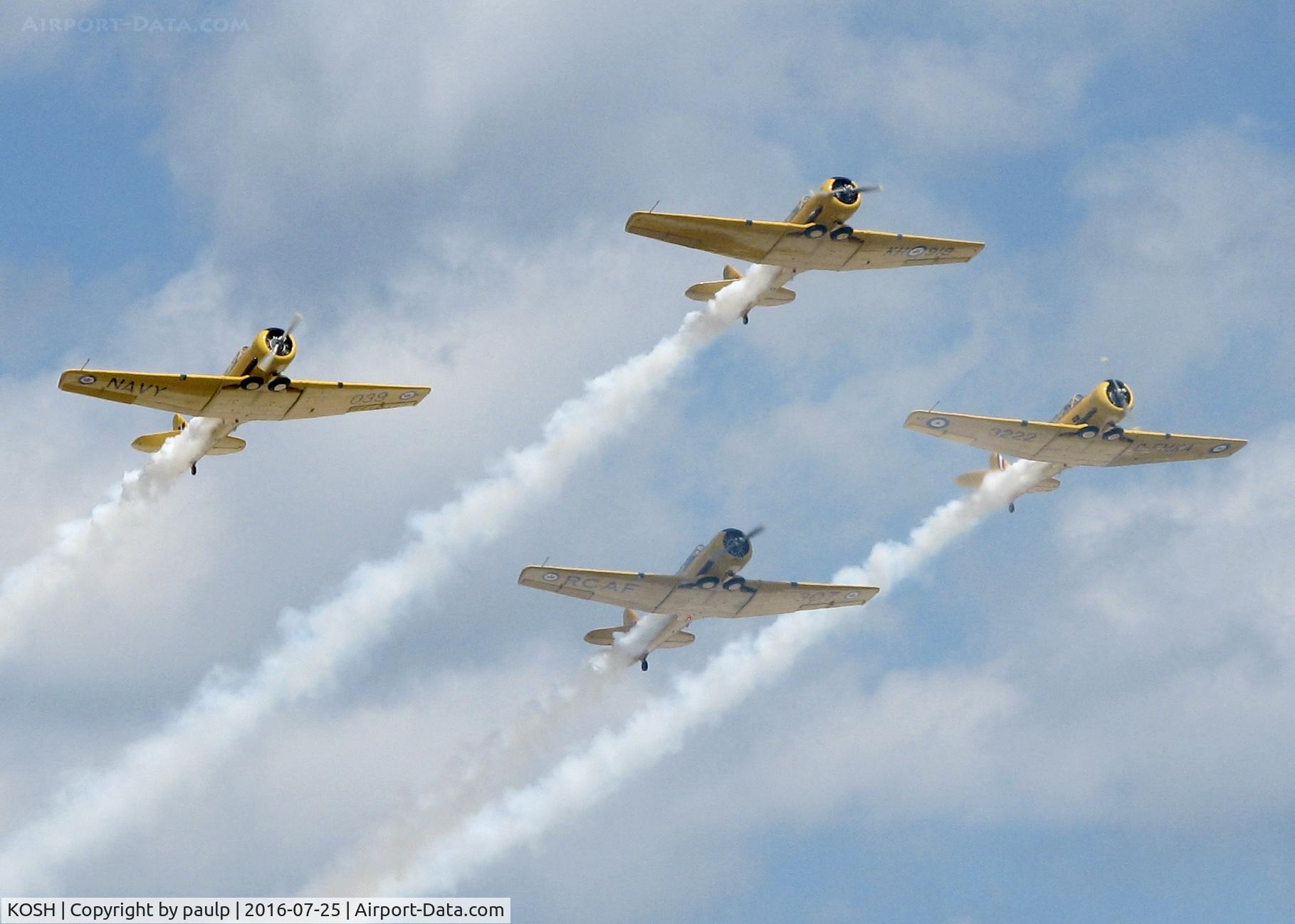 Wittman Regional Airport (OSH) - AirVenture 2016.