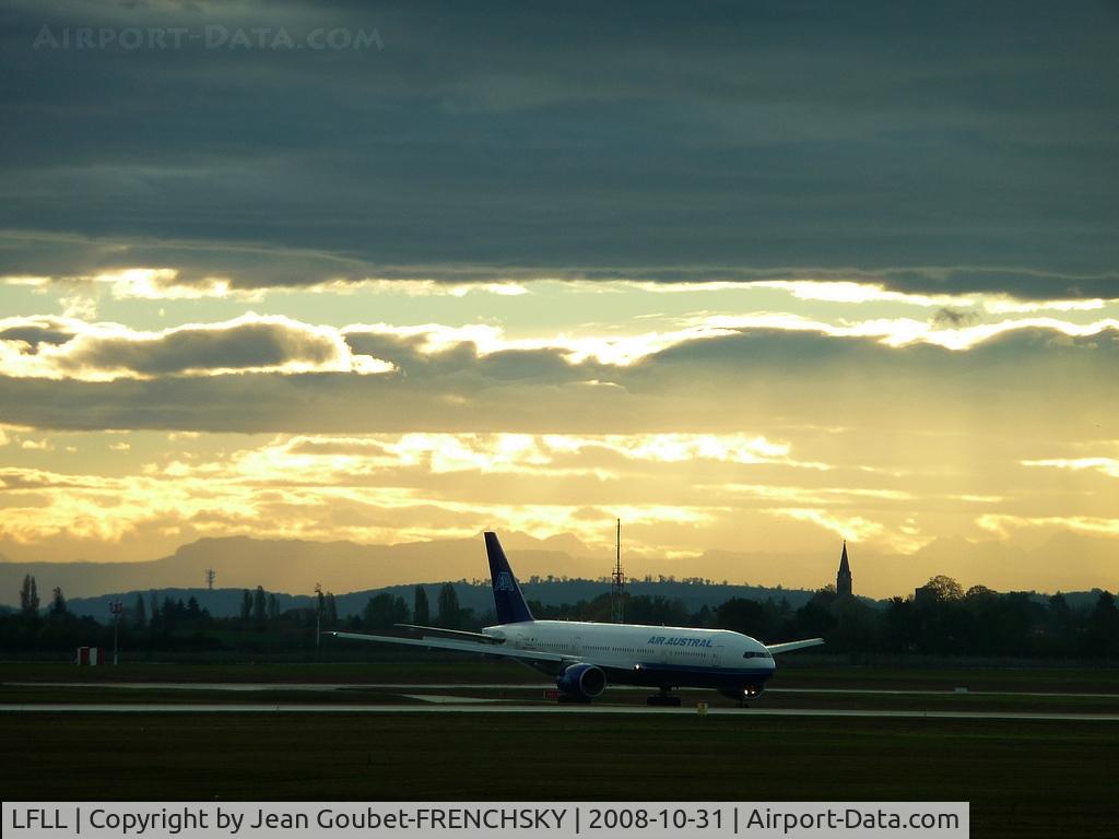 Lyon Saint-Exupéry Airport (formerly Satolas Airport), Lyon France (LFLL) - 777 Air Austral arrival