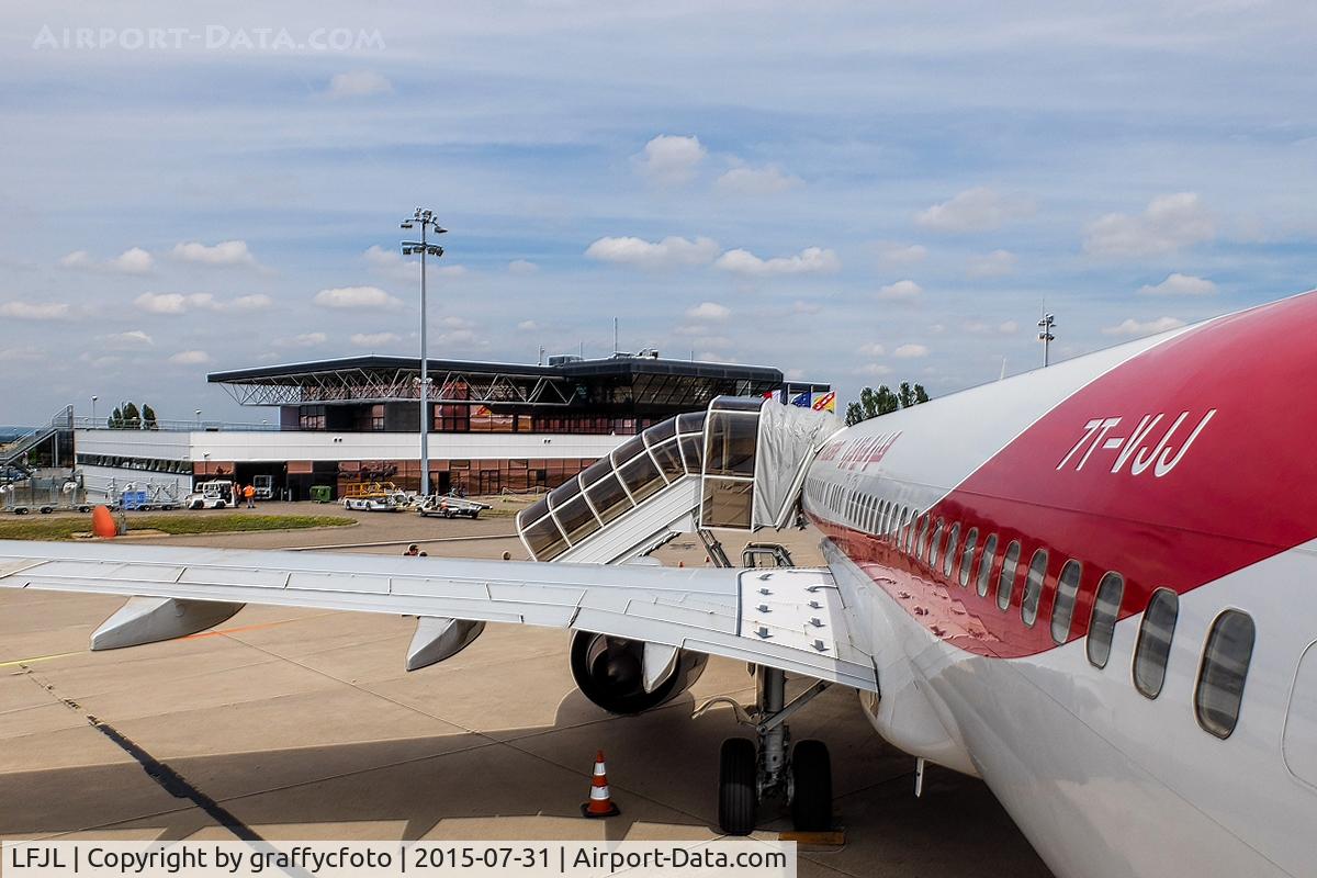 Metz Nancy Lorraine Airport, Metz France (LFJL) - boarding 7T-VJJ 