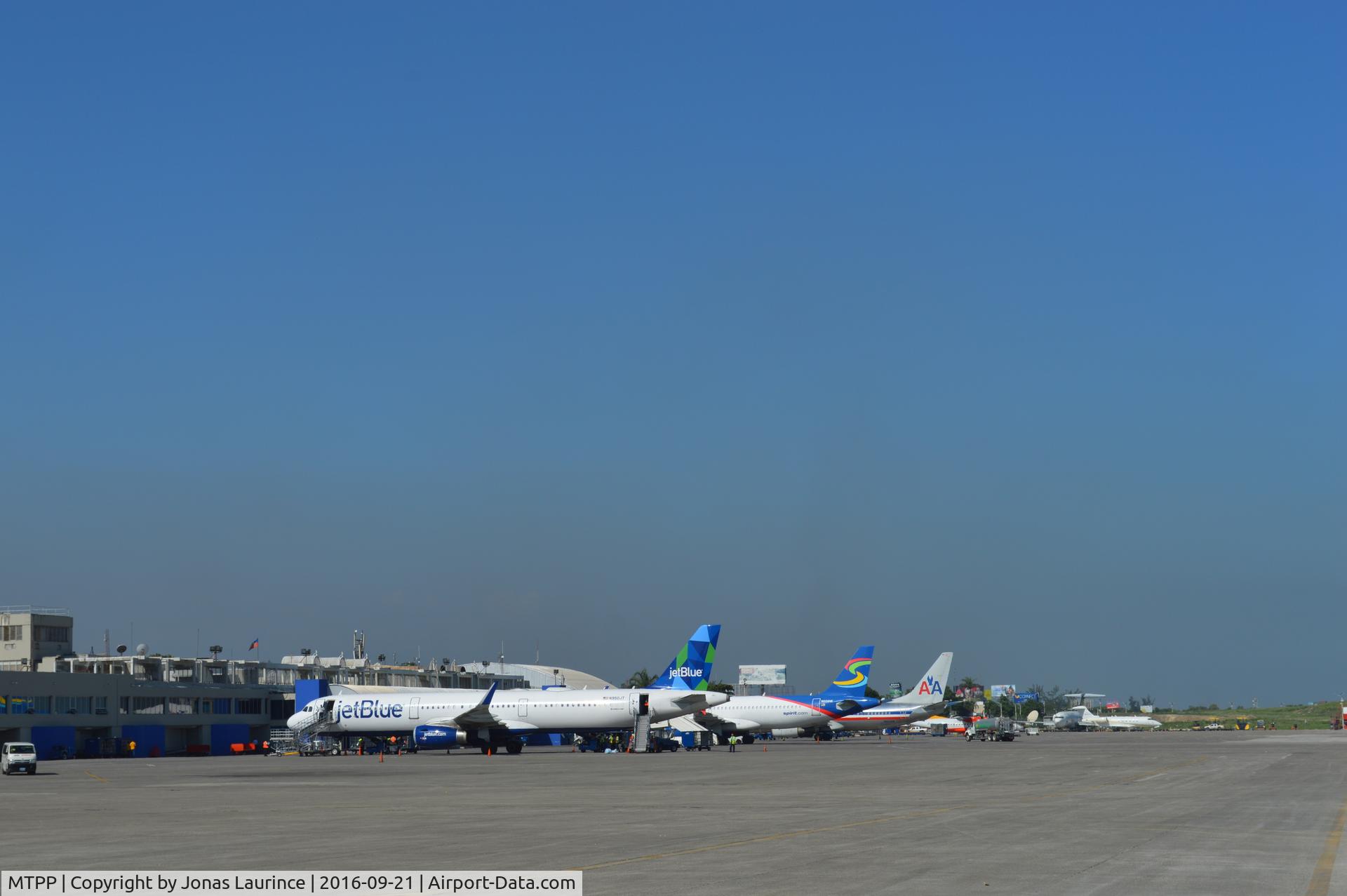 Port-au-Prince International Airport (Toussaint Louverture Int'l), Port-au-Prince Haiti (MTPP) - A good morning at the Toussaint Louverture International Airport of Port-au-Prince