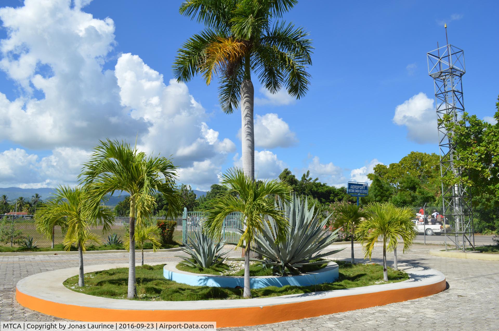Les Cayes Airport, Les Cayes Haiti (MTCA) - The entrance of the Airport of Les Cayes