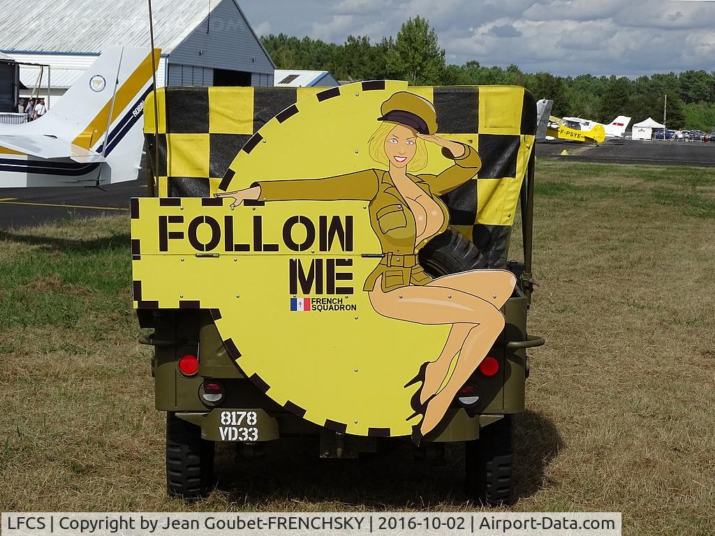Bordeaux Leognan saucats Airport, Bordeaux France (LFCS) - follow me.....?