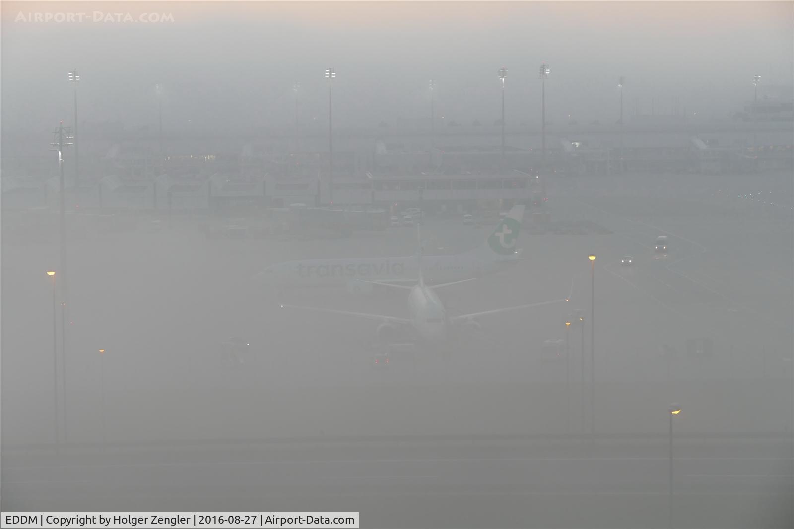 Munich International Airport (Franz Josef Strauß International Airport), Munich Germany (EDDM) - 6.10 a.m. - after a 4 hours ride by car to MUC that was what I saw on apron in front of me for next 2 hours....