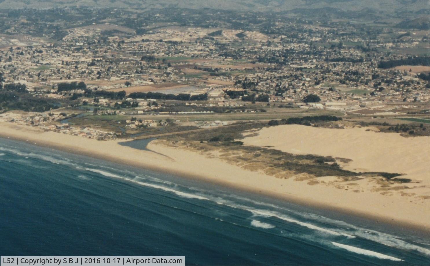 Oceano County Airport (L52) - One of very few airports near the coast of California and a very nice one at that.