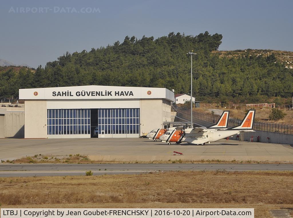 ?zmir Adnan Menderes Airport, ?zmir Turkey (LTBJ) - Sahil Güvenlik Hava, CASA CN-235