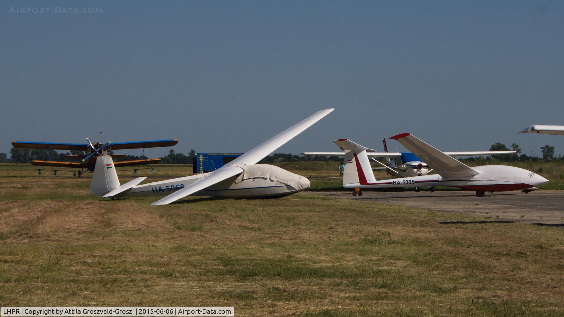 Gy?r Pér Airport, Gy?r, Pér Hungary (LHPR) - Györ-Pér Airport, Hungary