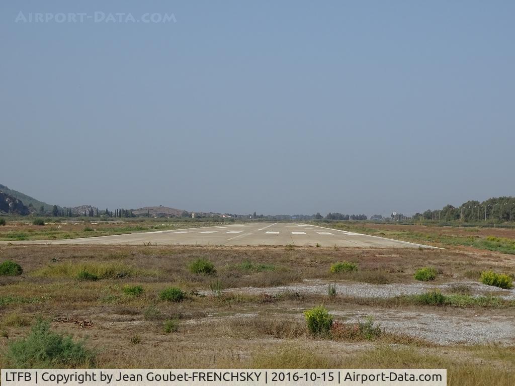 LTFB Airport - runway of Selçuk-Efes - LTFB (Turkey)