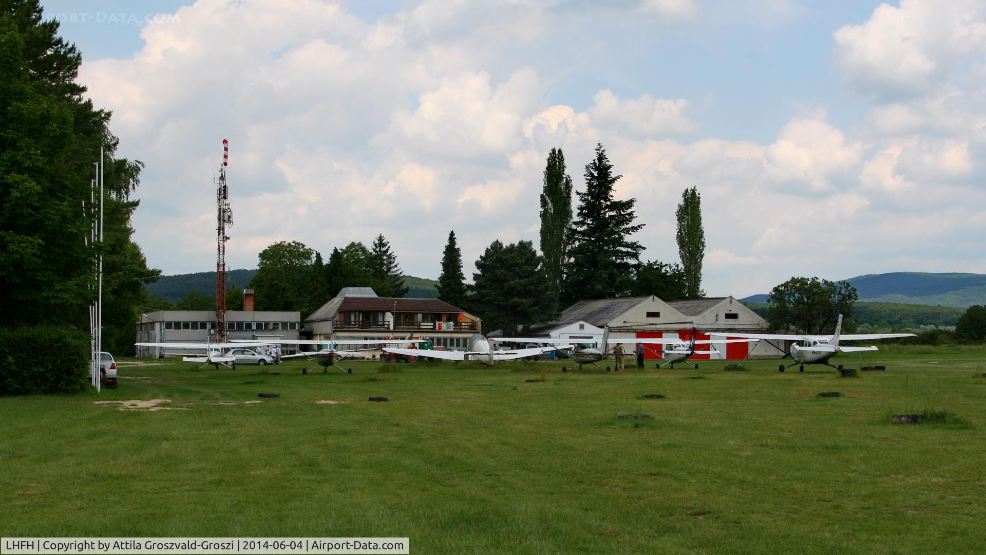 LHFH Airport - Budakeszi-Farkashegy Airfield, Hungary