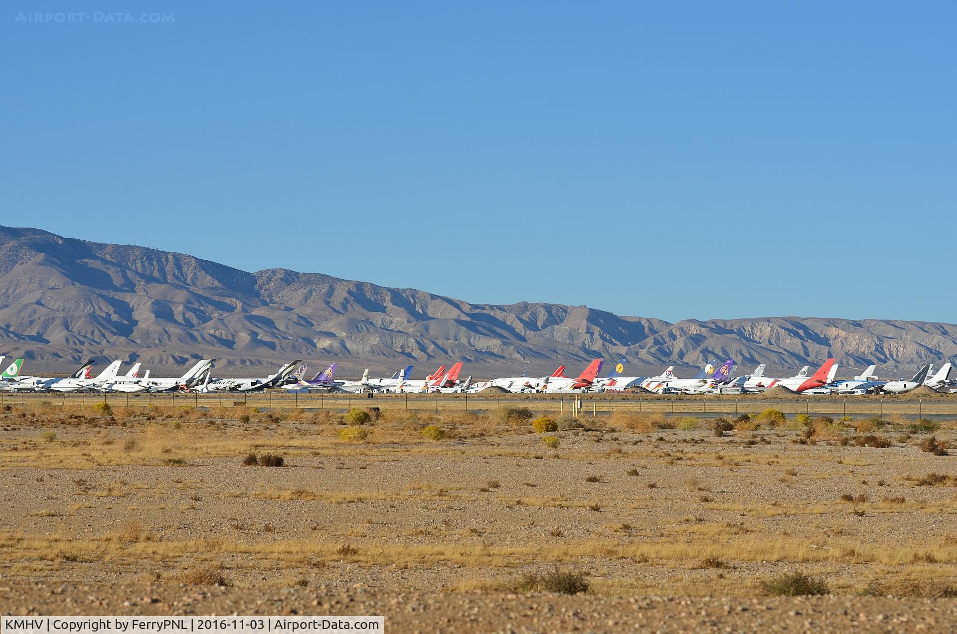 Mojave Airport (MHV) - Scenery shot of Mohave desert, Ca.