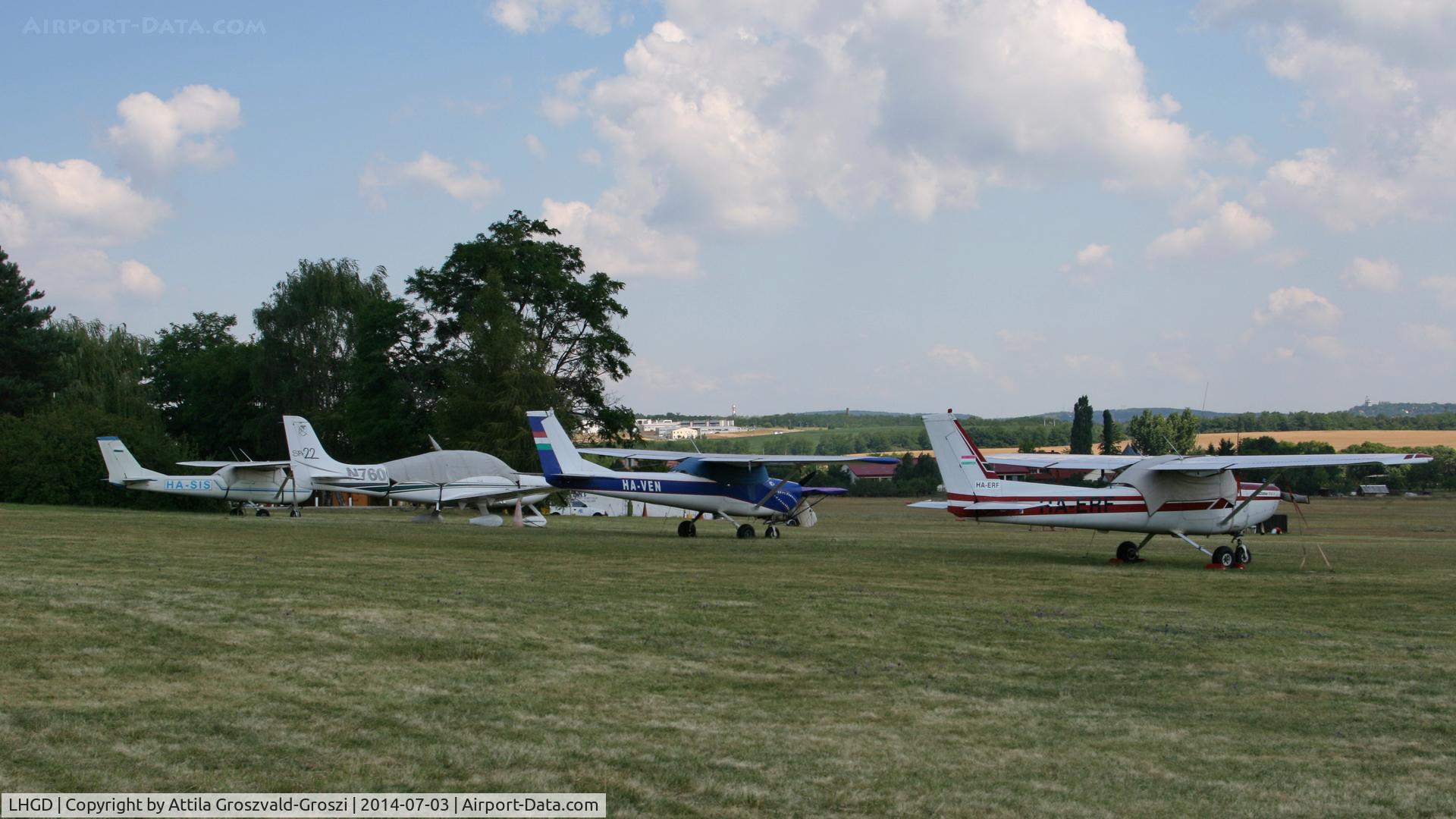 LHGD Airport - Gödöllö Airport, Hungary