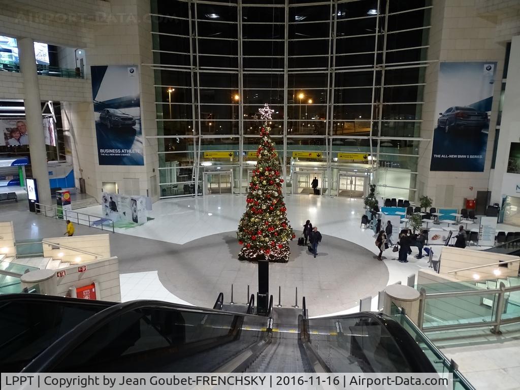 Portela Airport (Lisbon Airport), Portela, Loures (serves Lisbon) Portugal (LPPT) - Christmas 2016