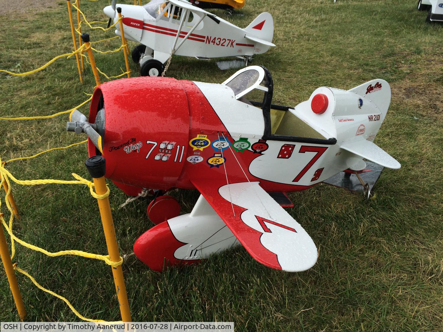 Wittman Regional Airport (OSH) - Toys for Kids