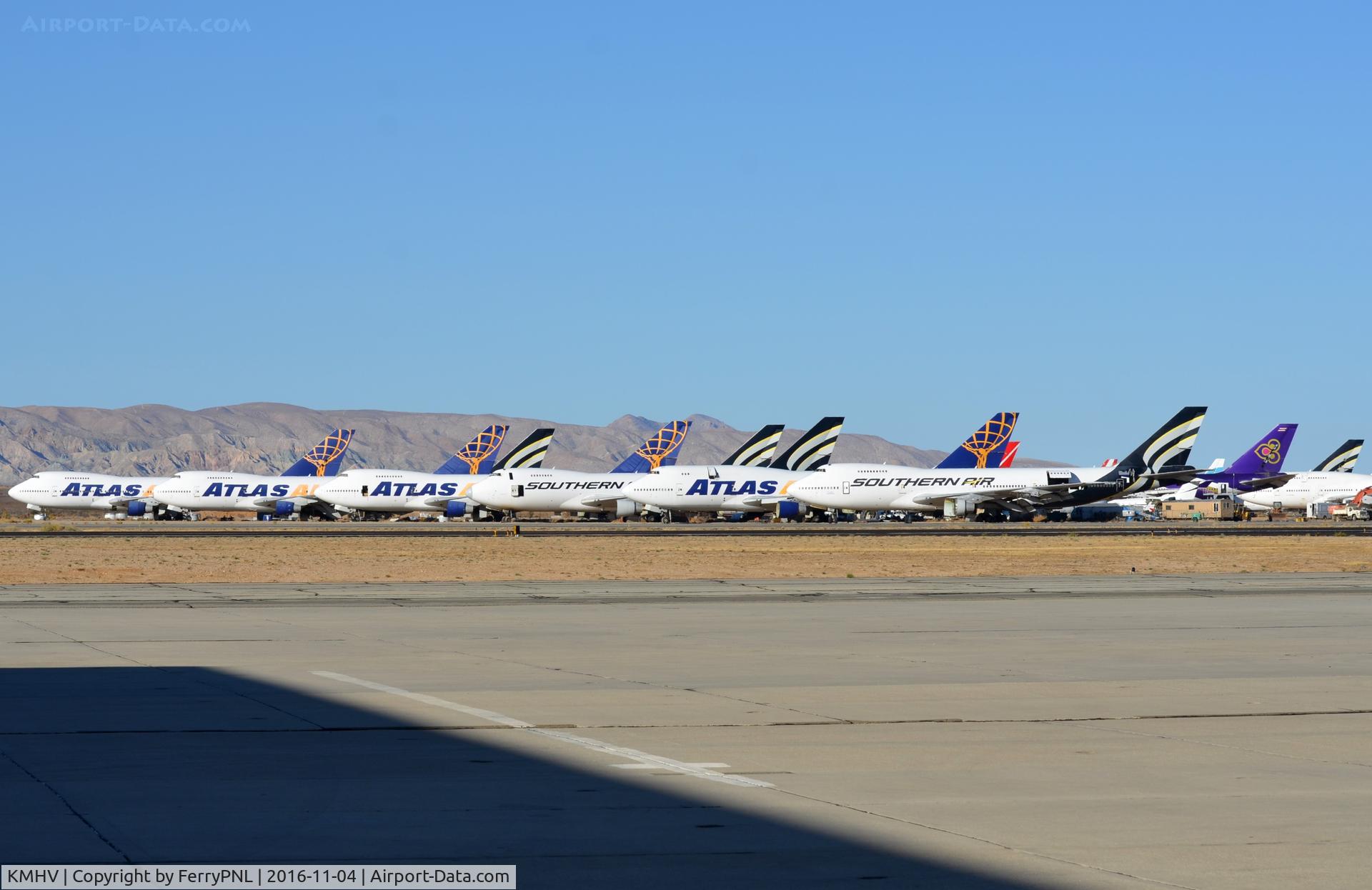 Mojave Airport (MHV) - Flight line MHV