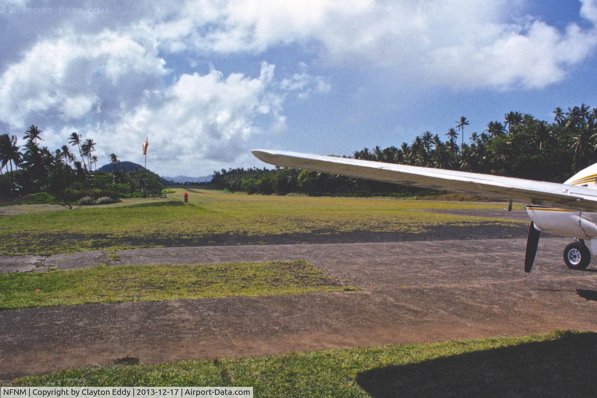 Taveuni Island Airport, Matei, Taveuni Fiji (NFNM) - 1999