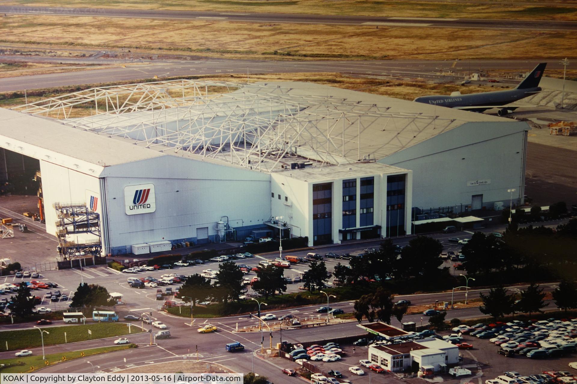 Metropolitan Oakland International Airport (OAK) - Old World Airways Hangar 1990's