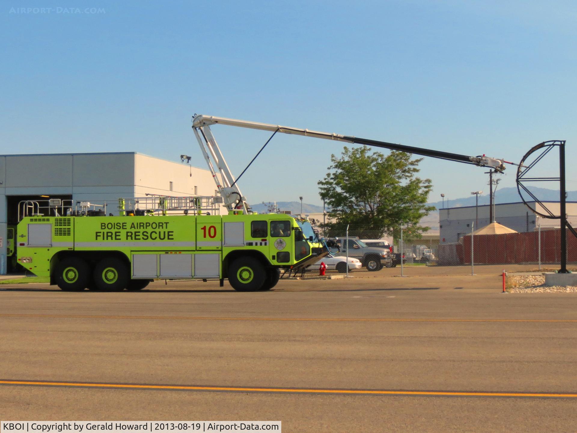 Boise Air Terminal/gowen Fld Airport (BOI) - BOI ARFF unit #10 practicing with water/foam spray nozzle.