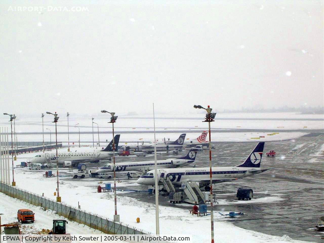 Warsaw Frederic Chopin Airport (formerly Okecie International Airport), Warsaw Poland (EPWA) - View in the snow from the public viewing area