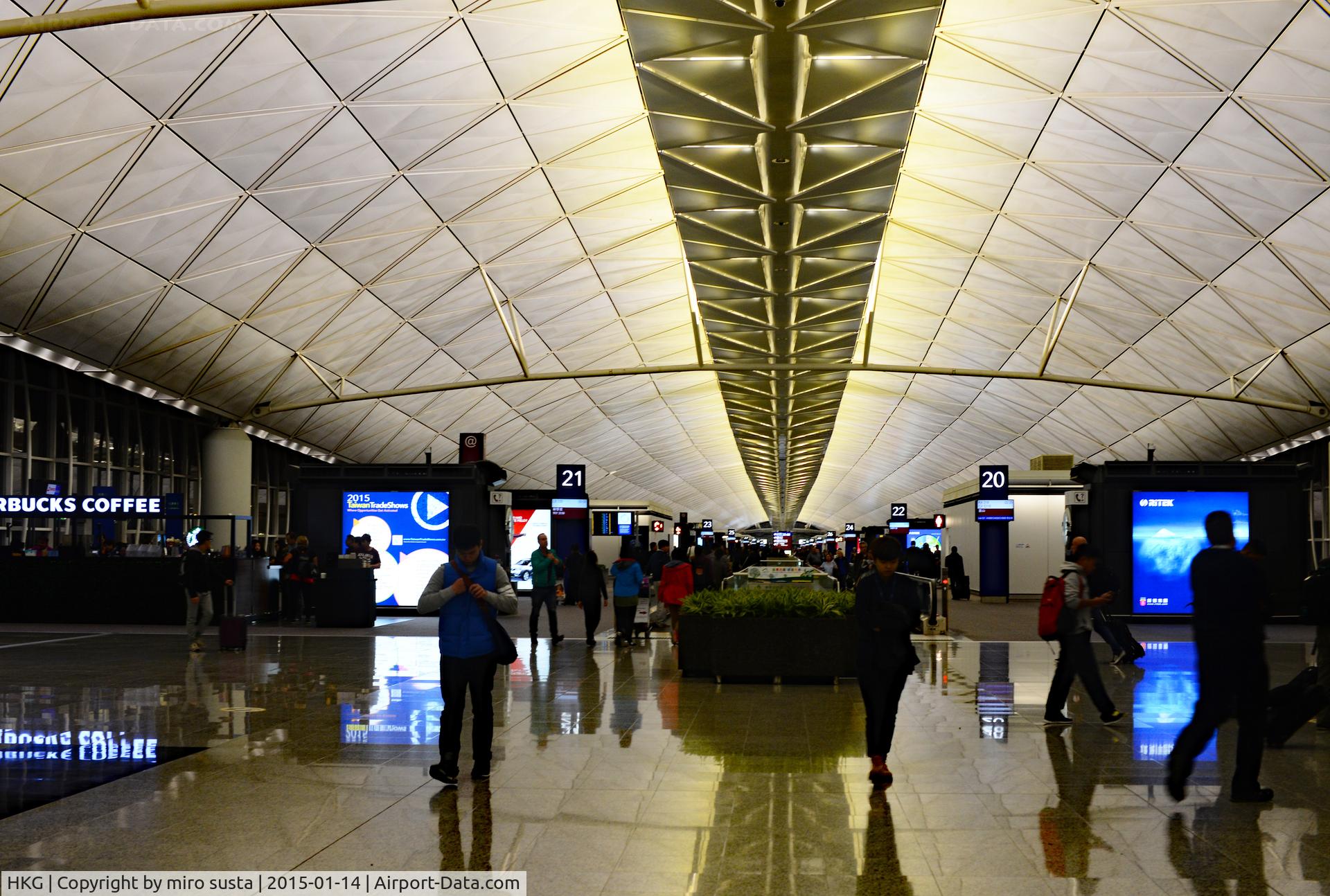 Hong Kong International Airport, Hong Kong Hong Kong (HKG) - Hong Kong International Airport