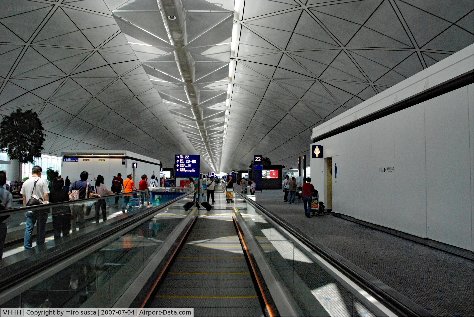Hong Kong International Airport, Hong Kong Hong Kong (VHHH) - Hong Kong International Airport