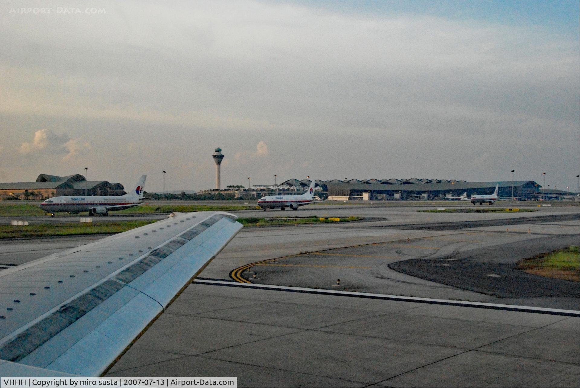 Hong Kong International Airport, Hong Kong Hong Kong (VHHH) - Kuala Lumpur International Airport (KLIA), Malaysia