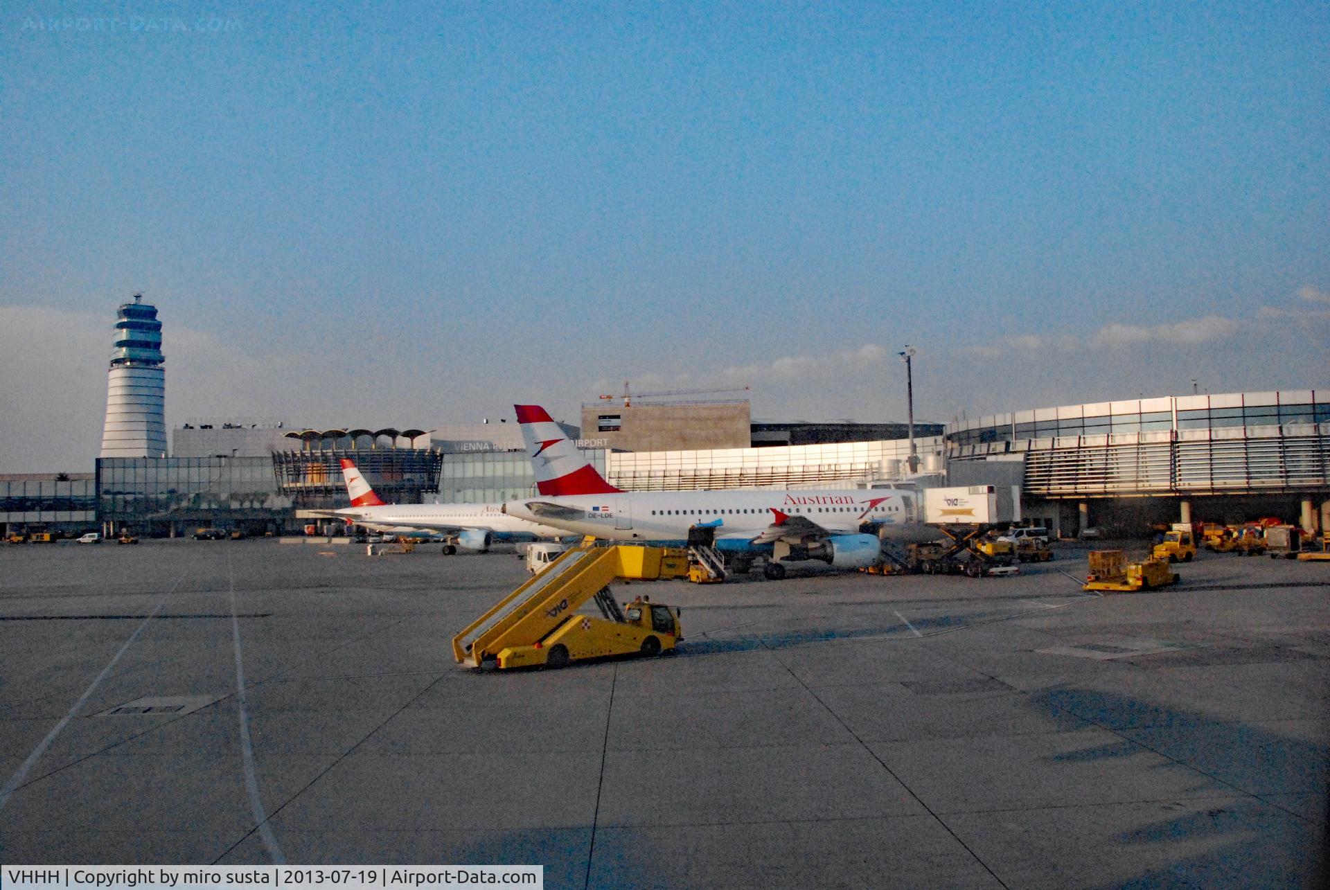 Hong Kong International Airport, Hong Kong Hong Kong (VHHH) - Vienna International Airport, Austria