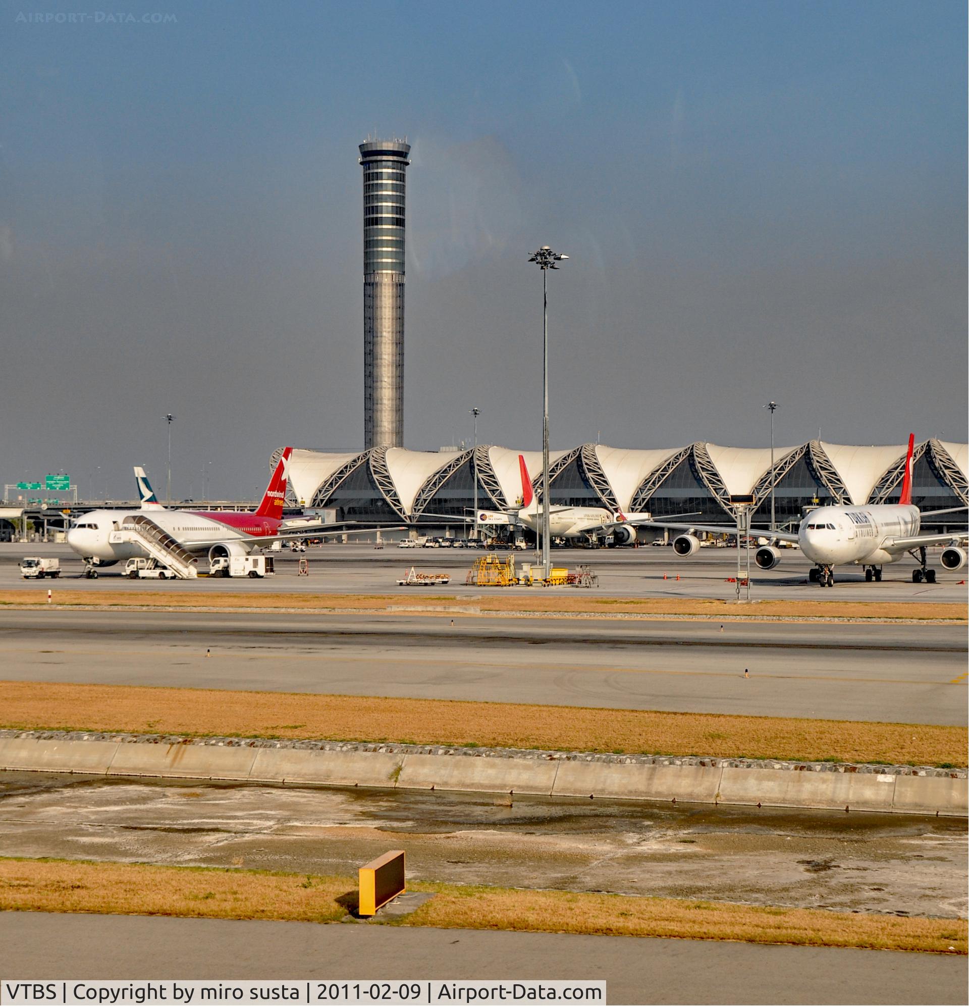 Suvarnabhumi Airport (New Bangkok International Airport), Samut Prakan (near Bangkok) Thailand (VTBS) - Bangkok Suvarnabhumi International Airport, Thailand