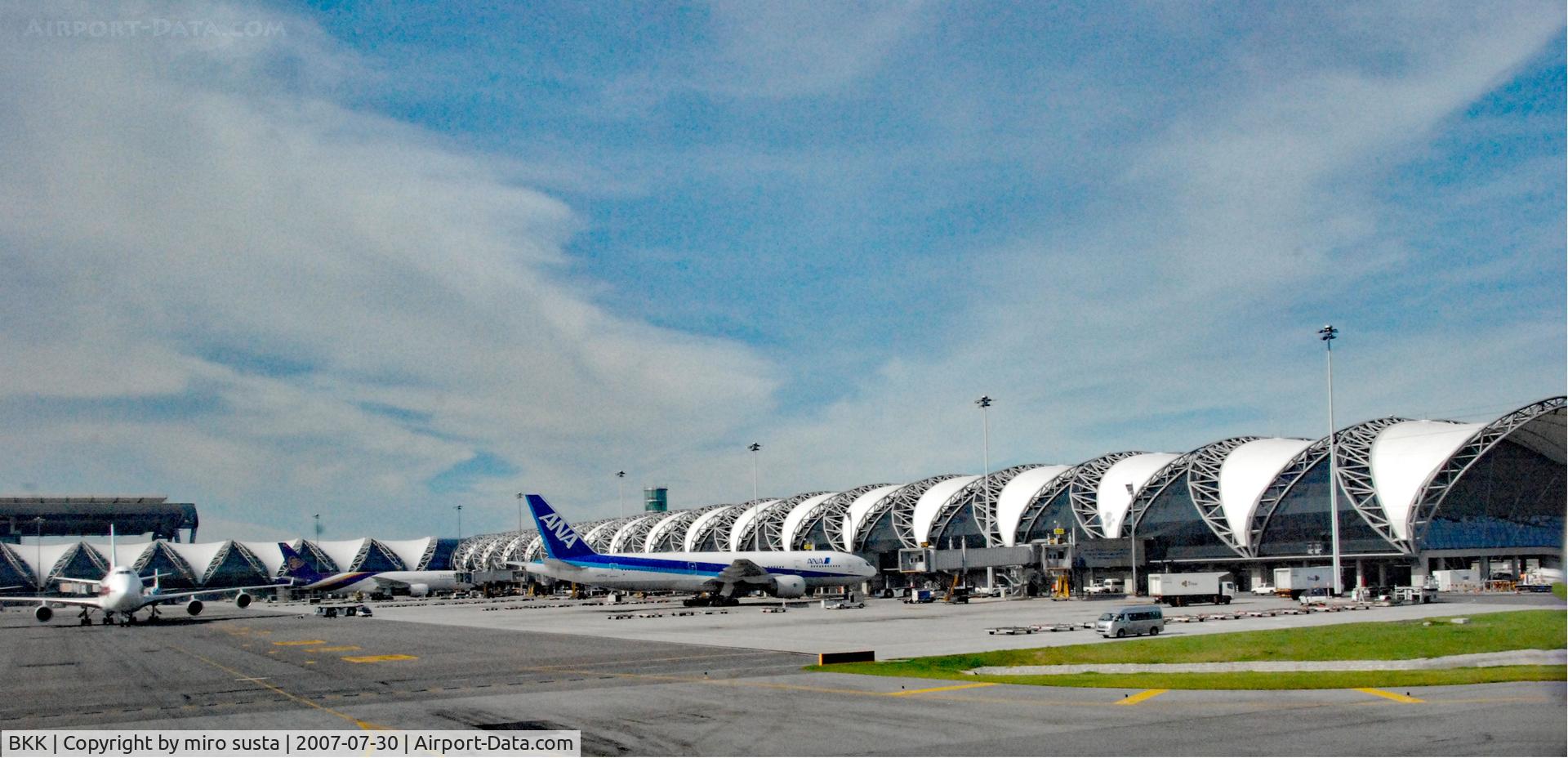 Suvarnabhumi Airport (New Bangkok International Airport), Samut Prakan (near Bangkok) Thailand (BKK) - Bangkok Suvarnabhumi International Airport, Thailand