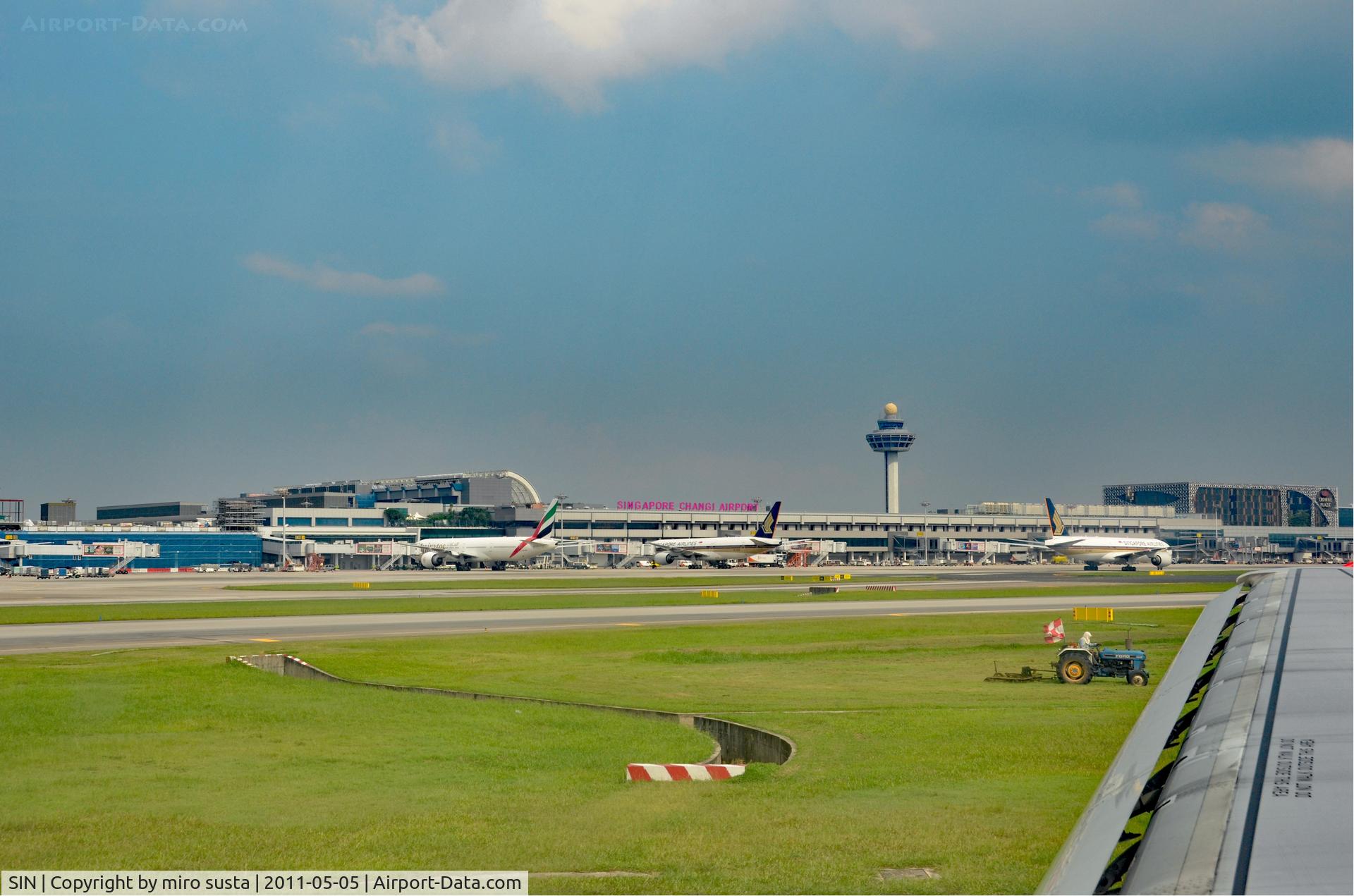 Singapore Changi Airport, Changi Singapore (SIN) - Singapore Changi International Airport