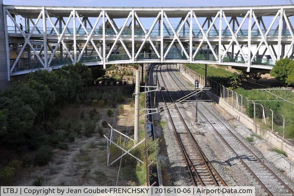 ?zmir Adnan Menderes Airport, ?zmir Turkey (LTBJ) - railways station
