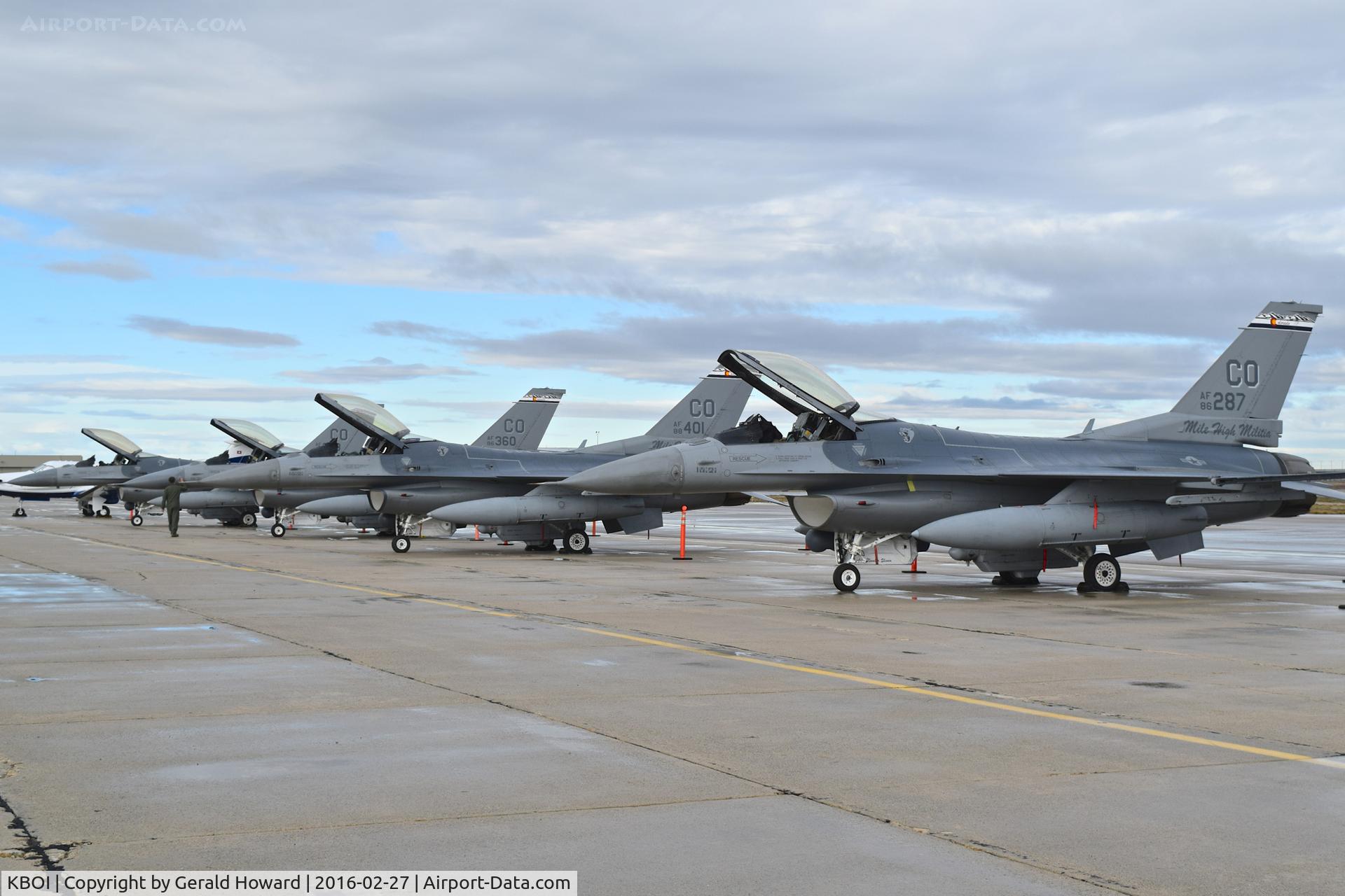 Boise Air Terminal/gowen Fld Airport (BOI) - F-16C aircraft from the Colorado Air National Guard's 120th Fighter Sq., 140th Wing
“Mile High Militia”.
