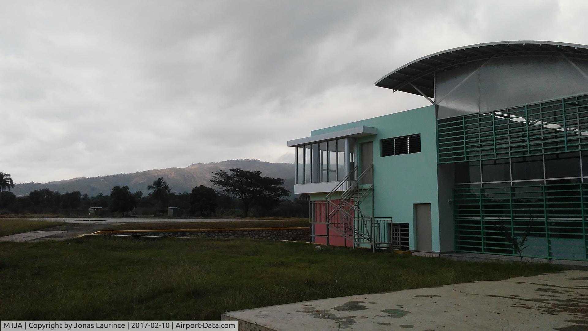 Jacmel Airport, Jacmel Haiti (MTJA) - The Airport of Jacmel's main building