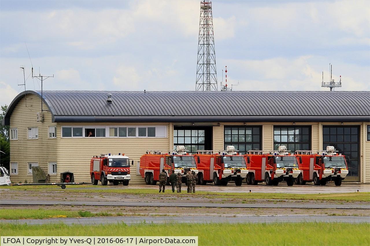 LFOA Airport - Fire trucks center, Avord Air Base 702 (LFOA)