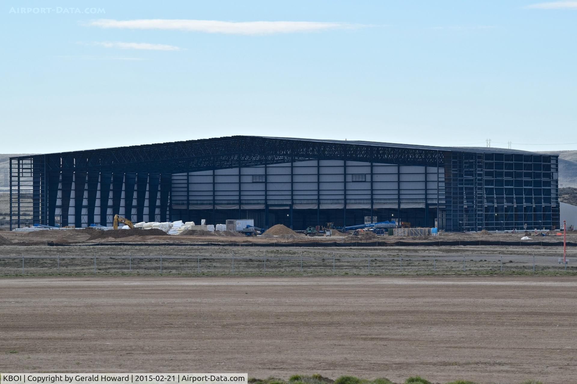 Boise Air Terminal/gowen Fld Airport (BOI) - Skywest maintenance hangar under construction.