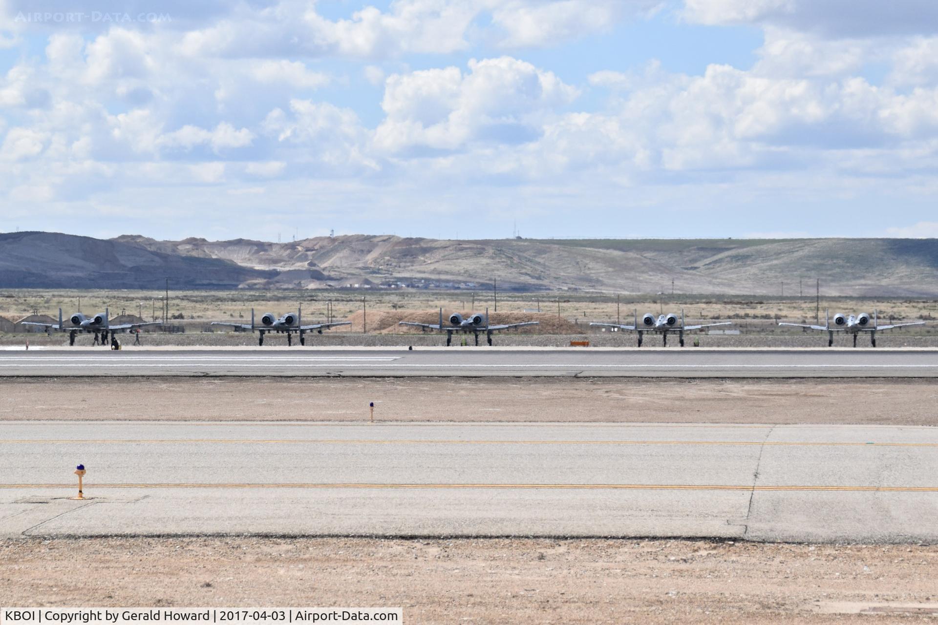 Boise Air Terminal/gowen Fld Airport (BOI) - A-10C aircraft of the 190th Fighter Sq., 124th Fighter Wing under go final flight checks on the southeast de arm ramp.
