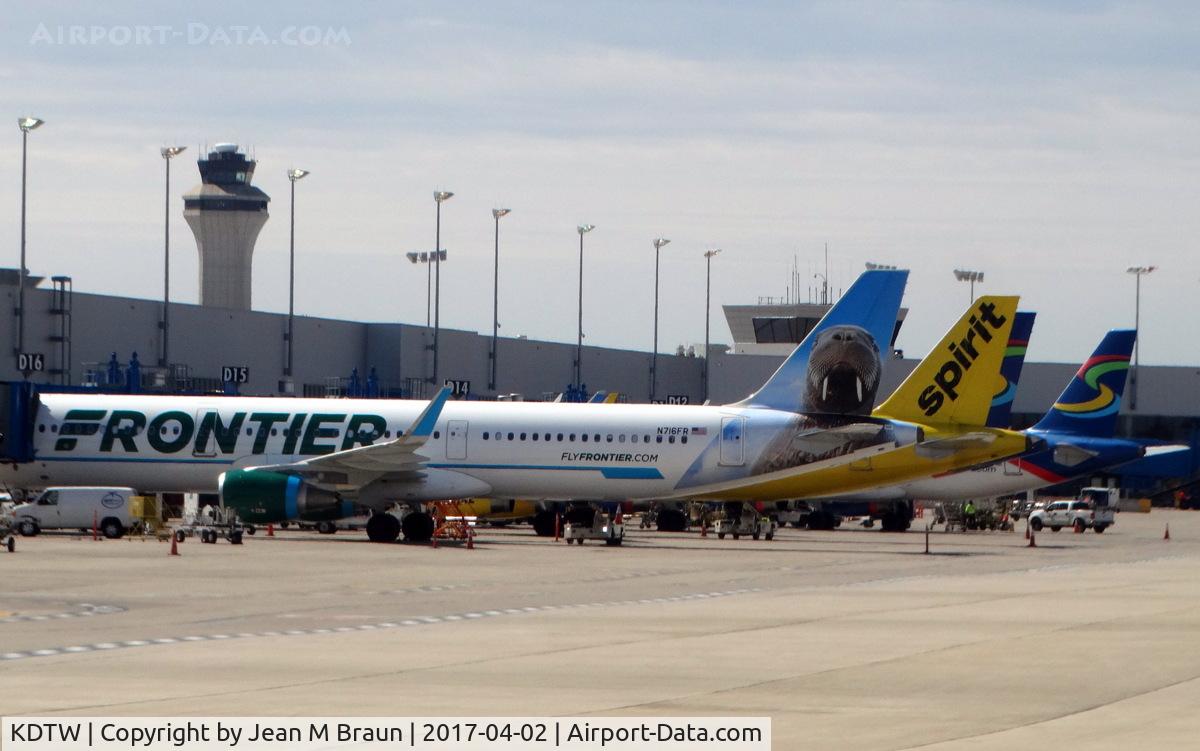 Detroit Metropolitan Wayne County Airport (DTW) - Detroit Metropolitan Wayne County Airport DTW is one of the largest airline hubs in the country