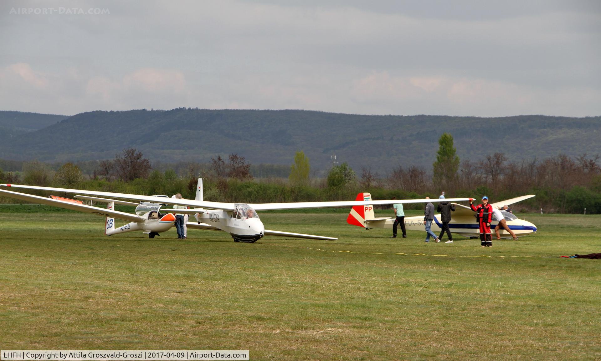 LHFH Airport - Budakeszi, Farkashegy Airfield, Hungary