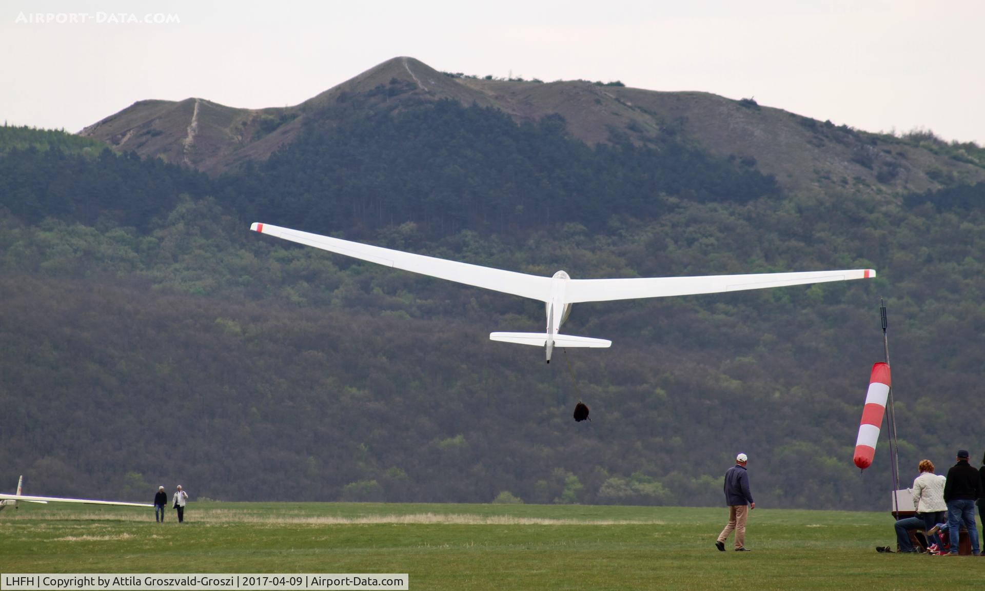 LHFH Airport - Budakeszi, Farkashegy Airfield, Hungary