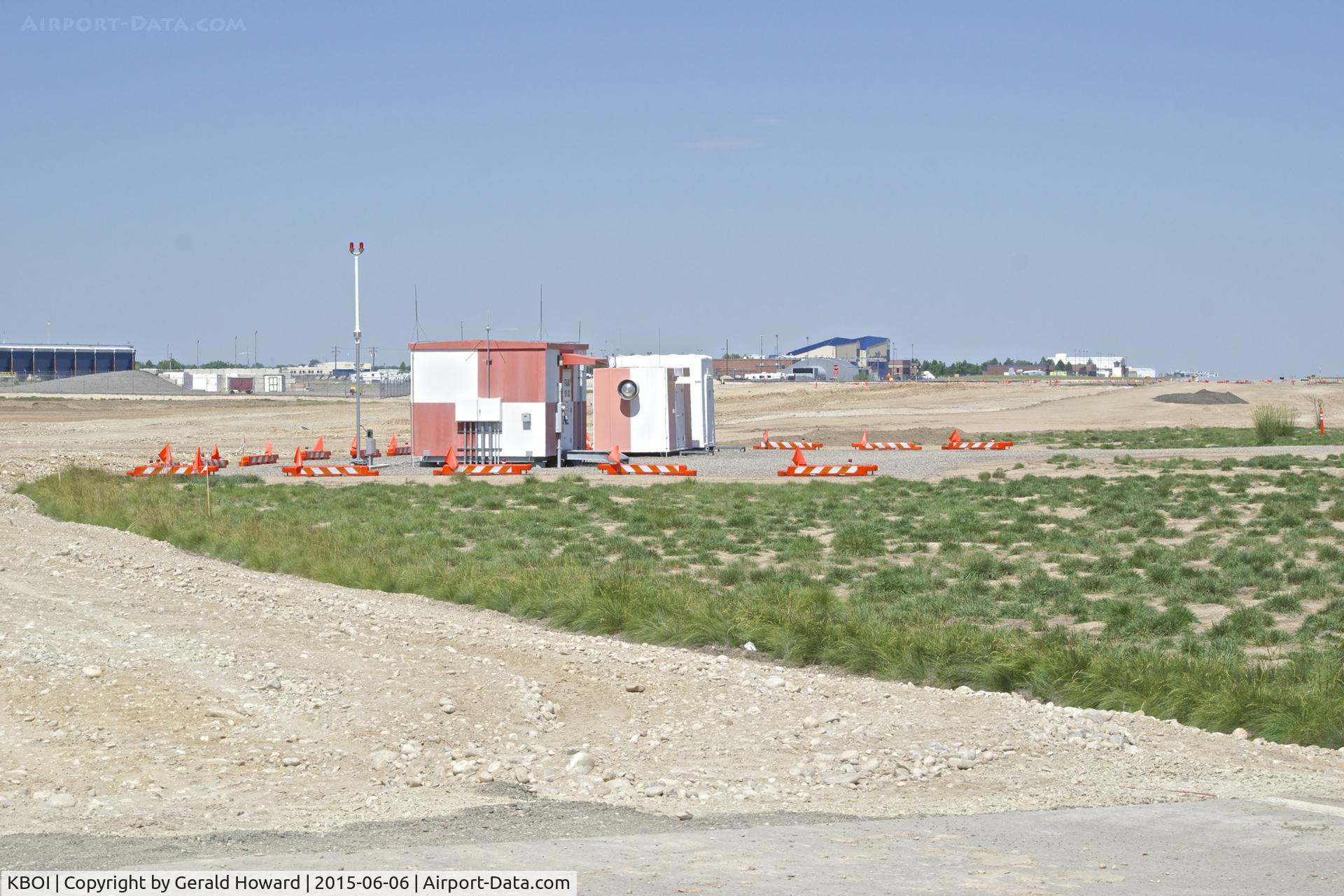 Boise Air Terminal/gowen Fld Airport (BOI) - Construction for the taxiway to the new Skywest maintenance hangar.