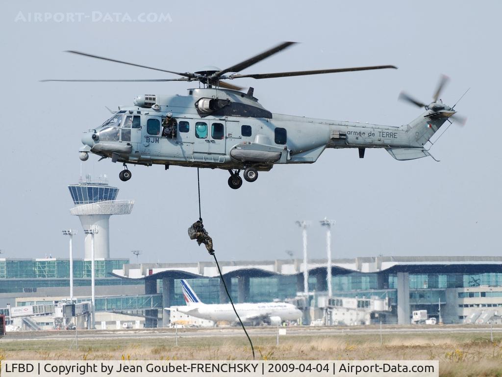 Bordeaux Airport, Merignac Airport France (LFBD) - military training (CPA 30)