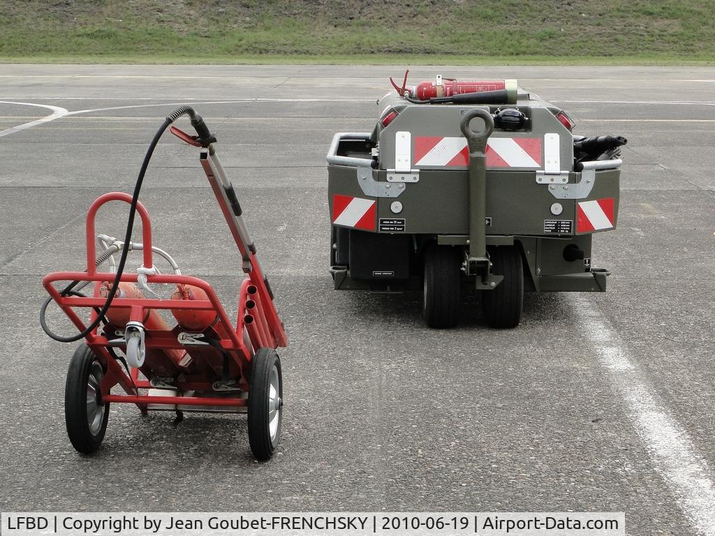 Bordeaux Airport, Merignac Airport France (LFBD) - Base Aérienne 106 Bordeaux-Mérignac (BA 106)