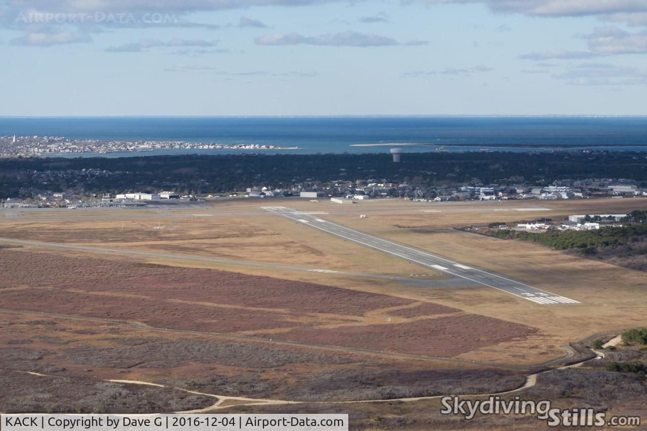 Nantucket Memorial Airport (ACK) - On base for 33 at Nantucket
