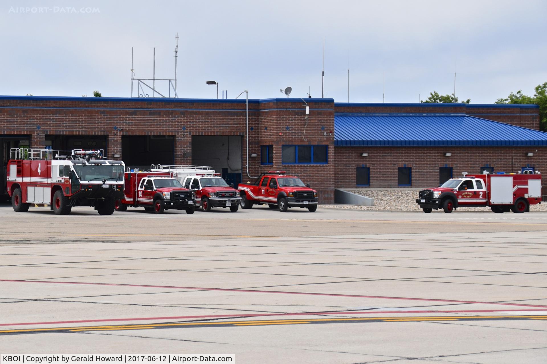 Boise Air Terminal/gowen Fld Airport (BOI) - Idaho Air national Guard ARFF units. Stationed on the south side of airport.
