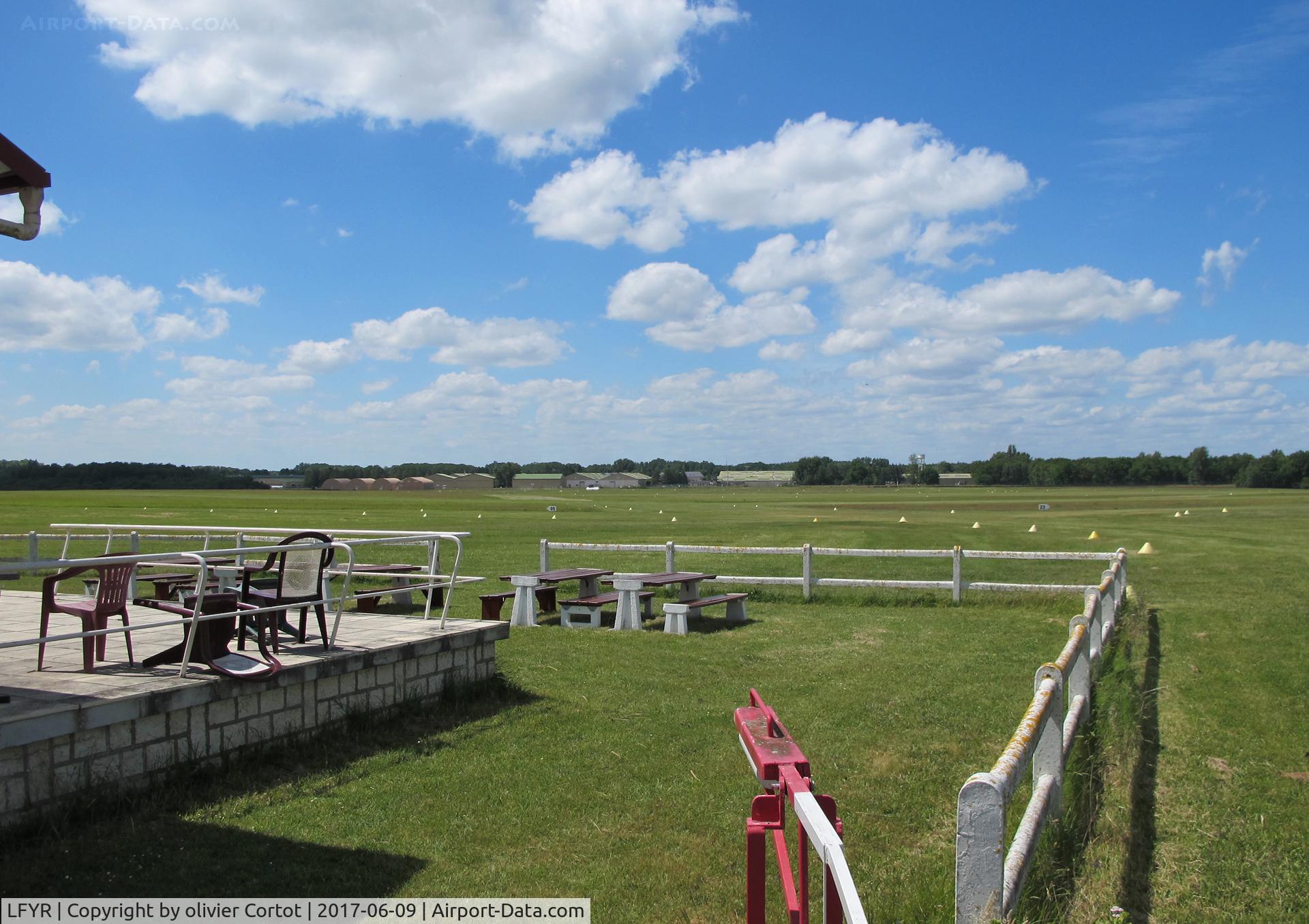 Romorantin Pruniers Airport, Romorantin France (LFYR) - On the other side of the runways, you'll find the BA 273 French air force base (training). 